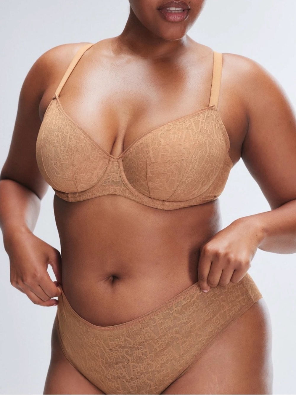 NWT Savage X Fenty SIGNATURE SCRIPT UNLINED BRA